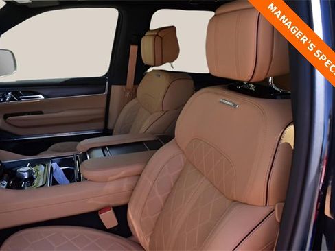 New 2025 Jeep Grand Wagoneer Series III w/ Quick Order Packagew 28T image 13