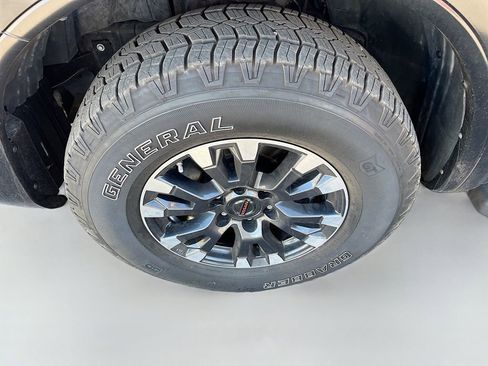 Used 2020 Nissan Titan PRO-4X w/ Pro-4x Utility Package AWD/4WD image 30