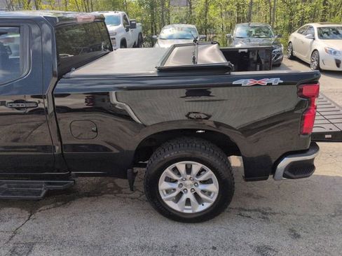 Used 2025 Chevrolet Silverado 1500 LT AWD/4WD image 38