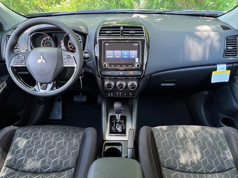 New 2026 Mitsubishi Outlander Sport LE AWD/4WD image 25