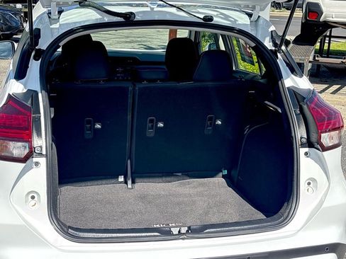 Certified 2023 Nissan Kicks SV image 29