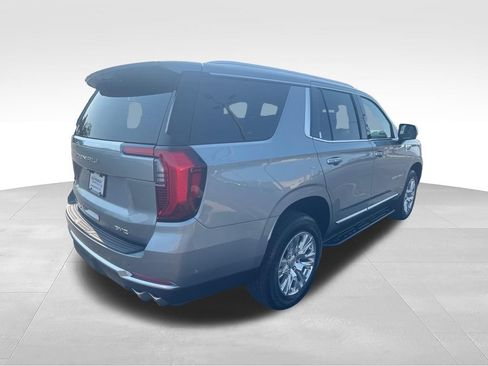 Used 2025 GMC Yukon Denali AWD/4WD image 5