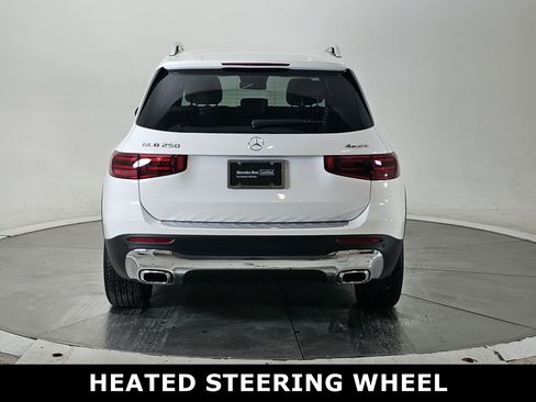 Certified 2025 Mercedes-Benz GLB 250 4MATIC image 5