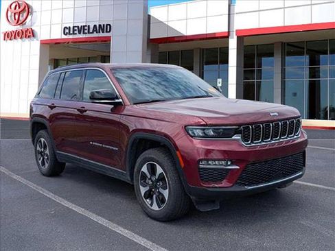 Used 2024 Jeep Grand Cherokee Limited 4xe AWD/4WD image 2