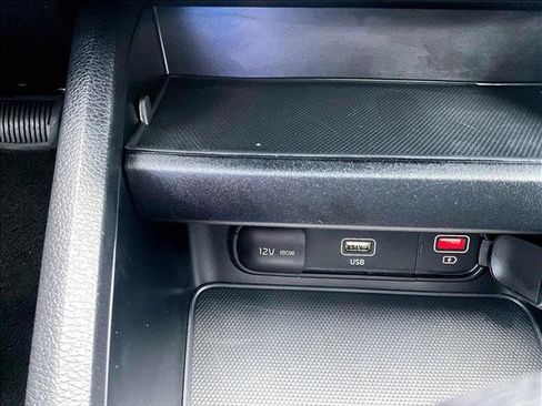 Used 2024 Kia Forte LXS FWD image 27