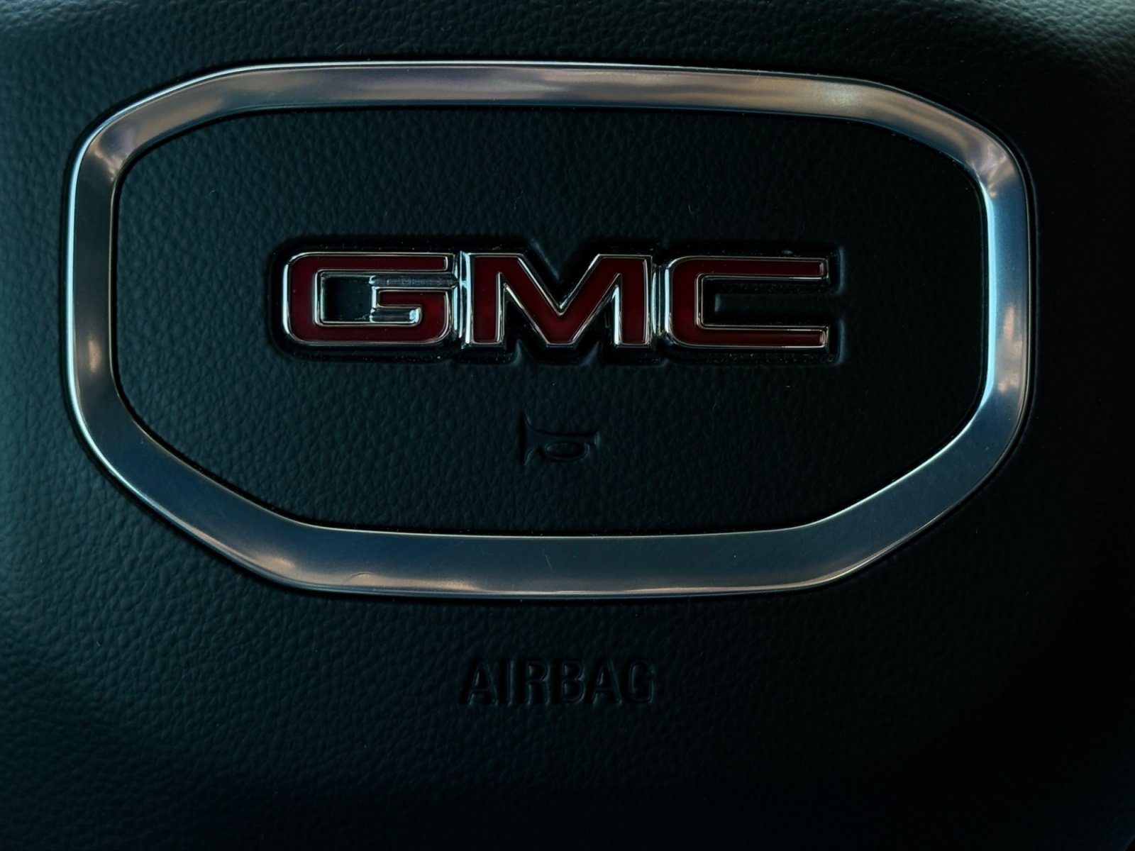 Used 2024 GMC Sierra 1500 SLT AWD/4WD image 25