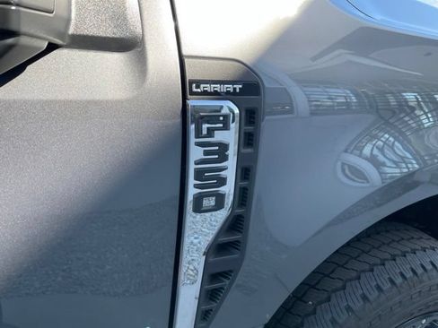 Used 2025 Ford F350 Lariat w/ Chrome Package AWD/4WD image 18