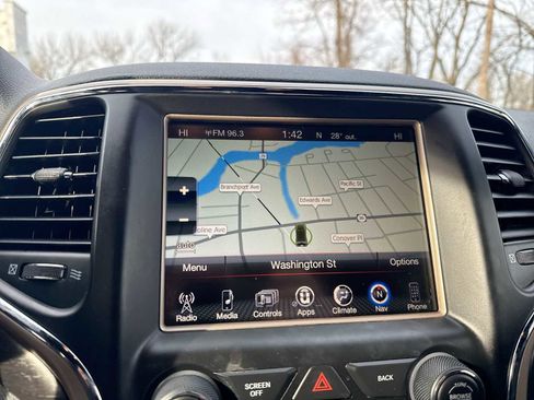 Used 2016 Jeep Grand Cherokee Laredo w/ Quick Order Package 23E image 27