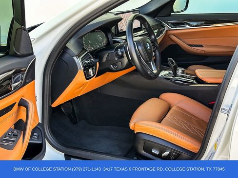 Used 2021 BMW 530i w/ Convenience Package image 10