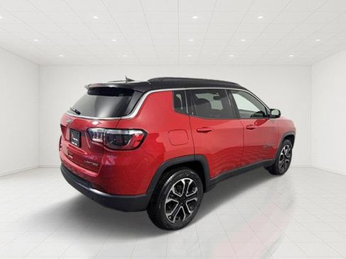 Used 2024 Jeep Compass Limited AWD/4WD image 6