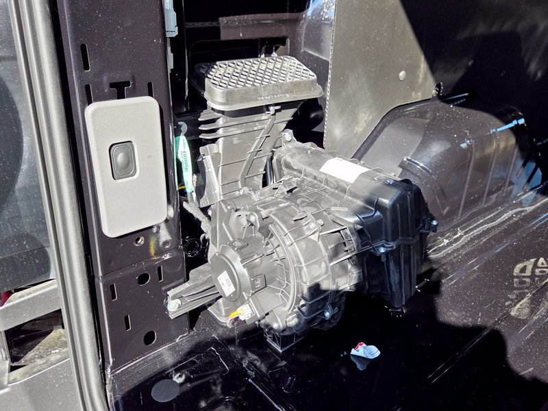 New 2026 Ford Transit 150 Low Roof AWD image 12
