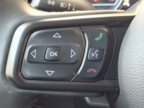 Used 2021 Jeep Wrangler Sport AWD/4WD image 30