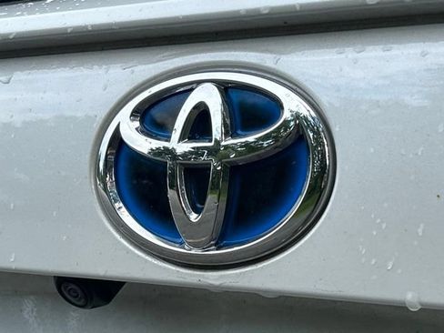 Used 2024 Toyota RAV4 XLE Premium w/ Weather Package AWD/4WD image 17