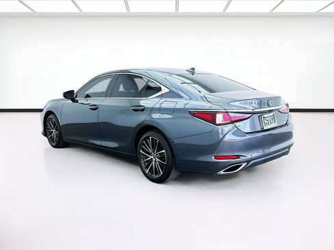 Used 2023 Lexus ES 350 w/ Premium Package image 6