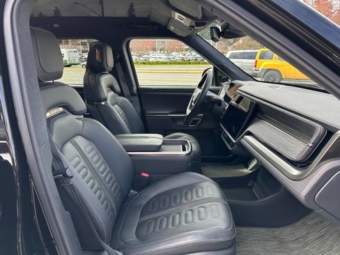 Used 2023 Rivian R1S Adventure AWD/4WD image 20