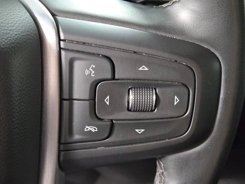 Used 2025 GMC Sierra 1500 SLT RWD image 27