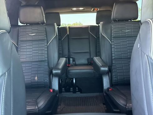 Used 2024 Cadillac Escalade Sport Platinum w/ LPO, ONYX Package AWD/4WD image 12
