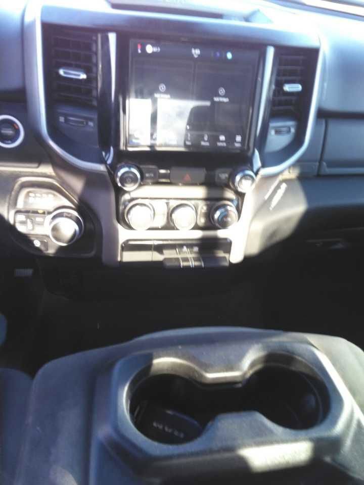 Used 2022 RAM 1500 Big Horn AWD/4WD image 5