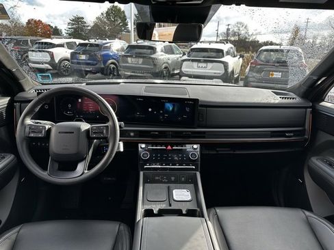 Used 2024 Hyundai Santa Fe Calligraphy image 19