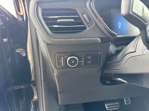 Certified 2023 Ford Escape ST-Line Select AWD/4WD image 25