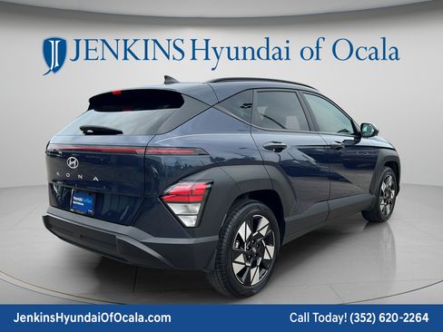 Certified 2024 Hyundai Kona SEL w/ Convenience Package FWD image 3