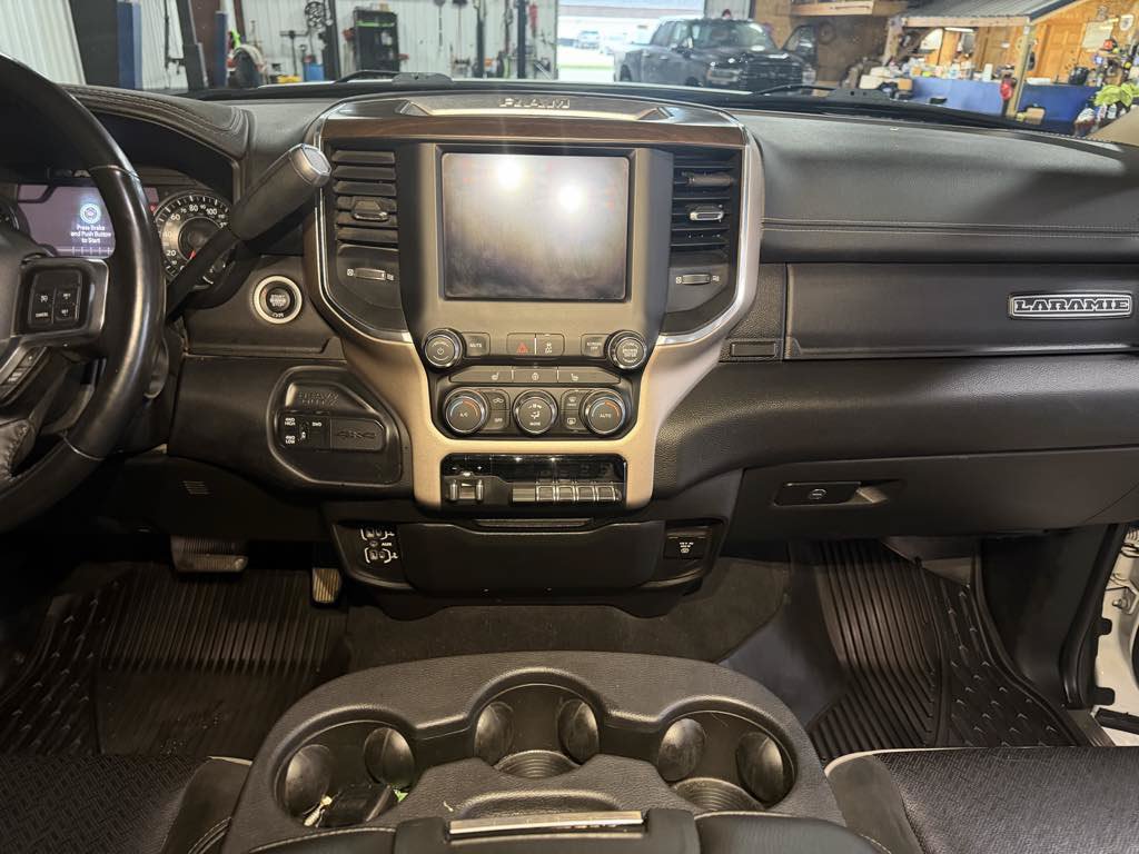 Used 2022 RAM 2500 Laramie AWD/4WD image 6