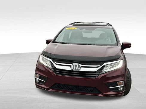 Used 2018 Honda Odyssey Touring image 2