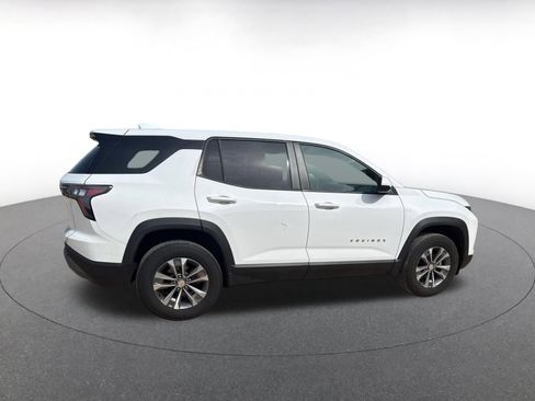 Used 2025 Chevrolet Equinox LT image 17