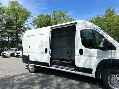 New 2026 RAM ProMaster 3500 w/ Convenience Group FWD image 16