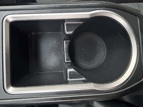 Used 2022 Toyota Tacoma SR image 28