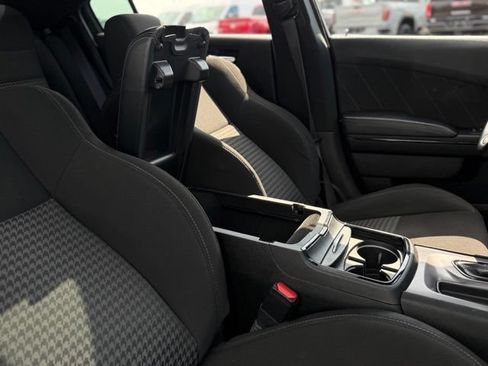 Used 2023 Dodge Charger GT w/ Technology Group RWD image 27