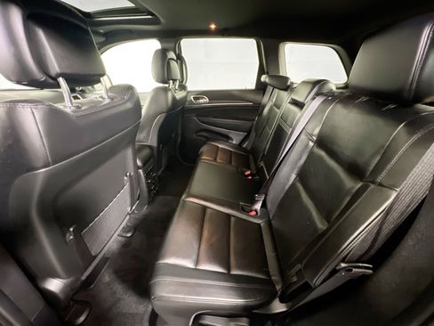 Used 2022 Jeep Grand Cherokee Limited image 25