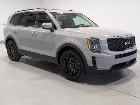 Used 2022 Kia Telluride EX w/ EX Premium Package image 6