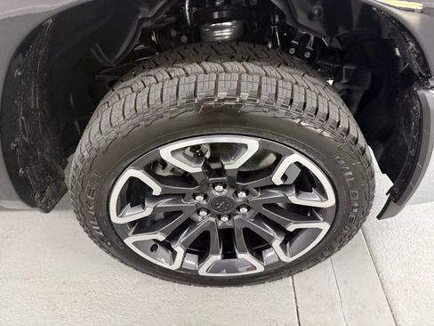 New 2026 RAM 1500 Limited w/ Off Road Group image 4