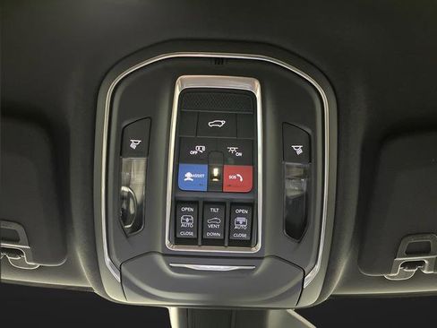 New 2025 Jeep Grand Cherokee Limited image 26