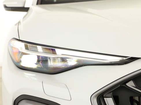 Certified 2025 Audi Q5 Premium Plus w/ Premium Plus image 33