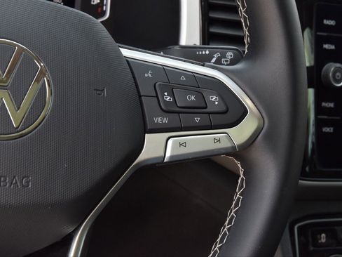 Used 2022 Volkswagen Atlas SE image 26