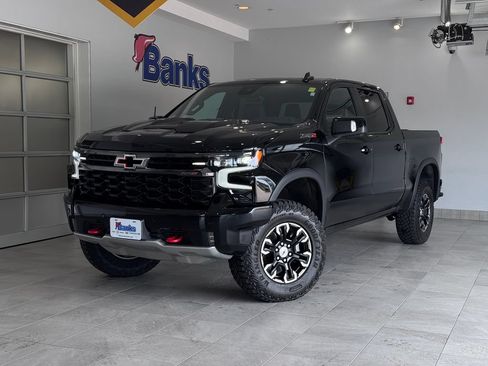 Certified 2025 Chevrolet Silverado 1500 ZR2 w/ Technology Package AWD/4WD image 2