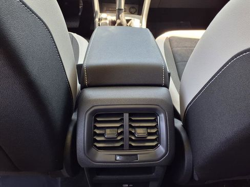 New 2025 Volkswagen Taos SE image 13