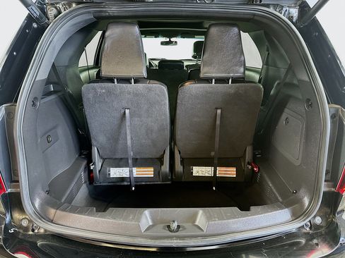 Used 2011 Ford Explorer XLT w/ 202A Rapid Spec Order Code AWD/4WD image 25