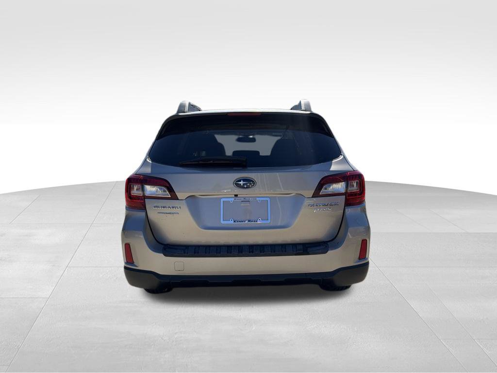 Used 2015 Subaru Outback 2.5i Premium AWD/4WD image 8