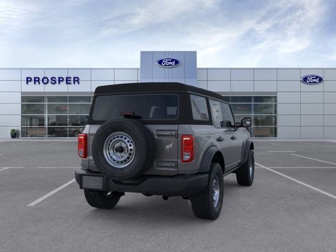 New 2026 Ford Bronco 4-Door AWD/4WD image 8