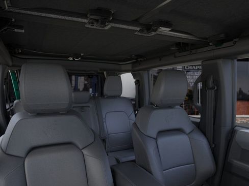 New 2025 Ford Bronco Big Bend image 12