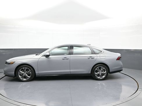 Used 2024 Honda Accord EX-L image 9