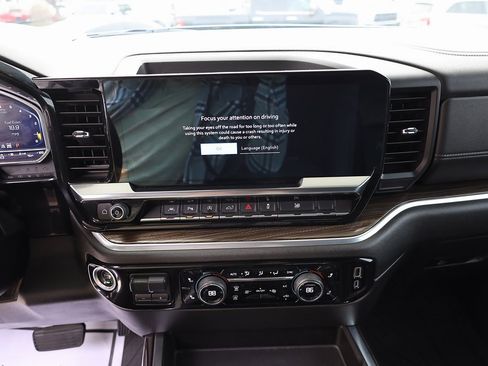 Used 2023 Chevrolet Silverado 1500 RST w/ Rally Edition image 16