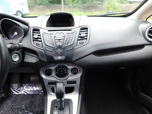 Used 2016 Ford Fiesta SE FWD image 7