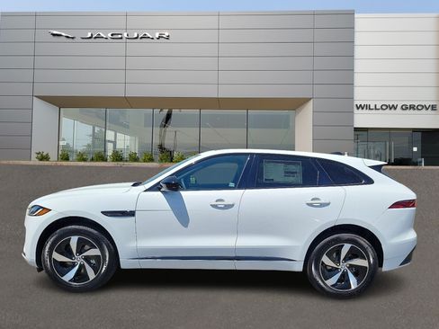 Used 2025 Jaguar F-PACE R-Dynamic S AWD/4WD image 6