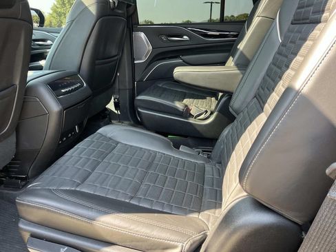 Used 2023 Cadillac Escalade V w/ LPO, ONYX Package AWD/4WD image 19