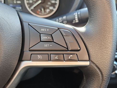 Used 2022 Nissan Sentra S image 13