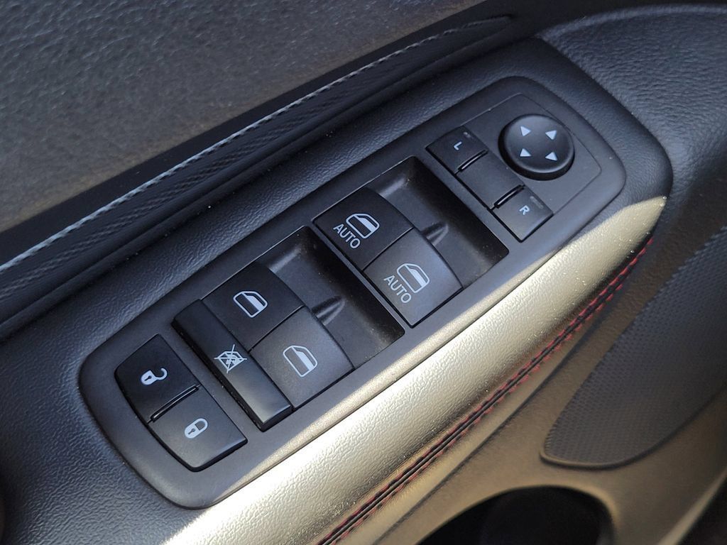 Used 2023 Dodge Durango GT AWD/4WD image 26